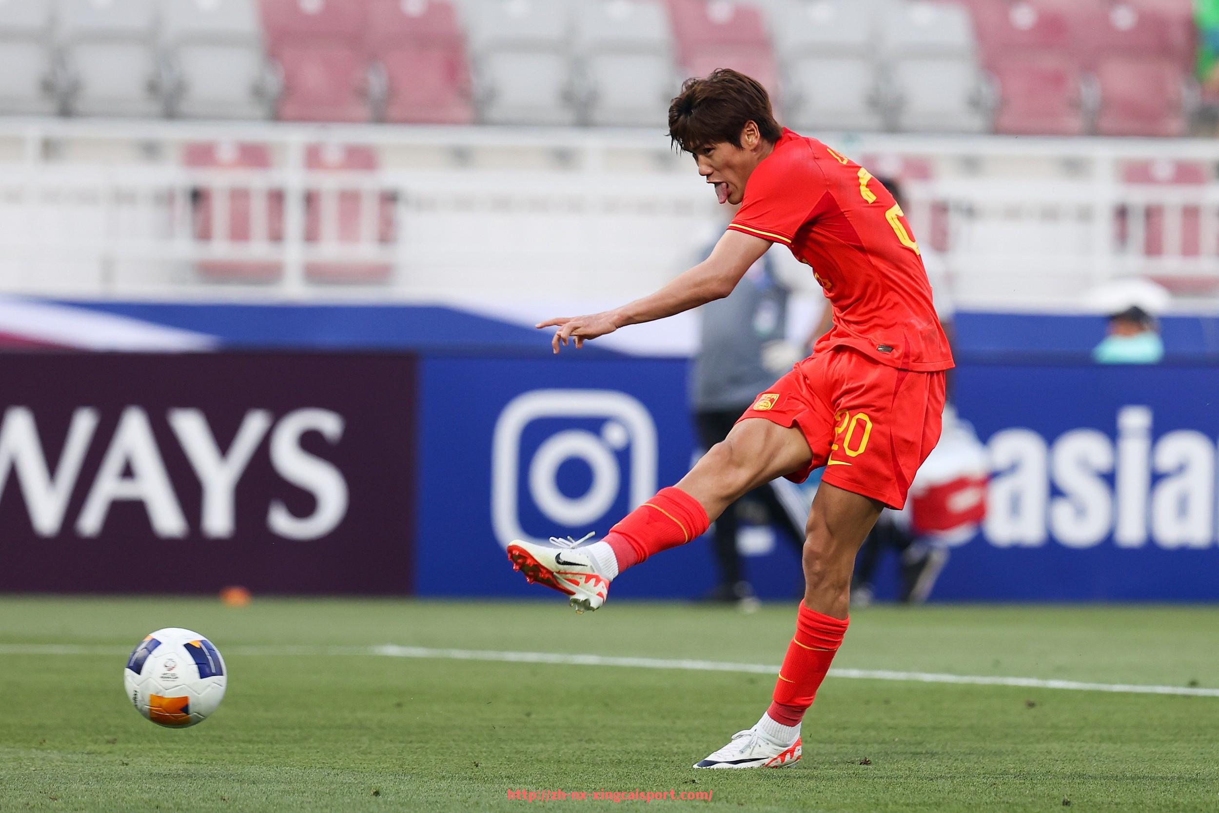 杏彩体育-世俱杯主办城市交通优化方案实施效果与出行便利性提升对比